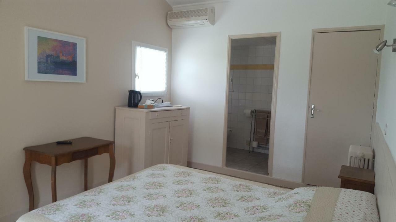 Chambres D'Hotes De La Gardy Eyragues Eksteriør bilde
